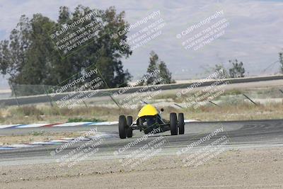 media/Jun-02-2024-CalClub SCCA (Sun) [[05fc656a50]]/Group 4/Qualifying/